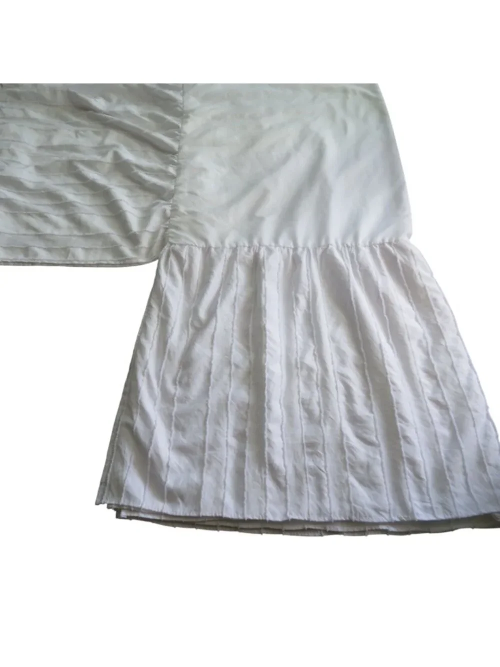 White Full Size Bed Skirt Vertical Textured Chenille Pin Stripe Fabric 18